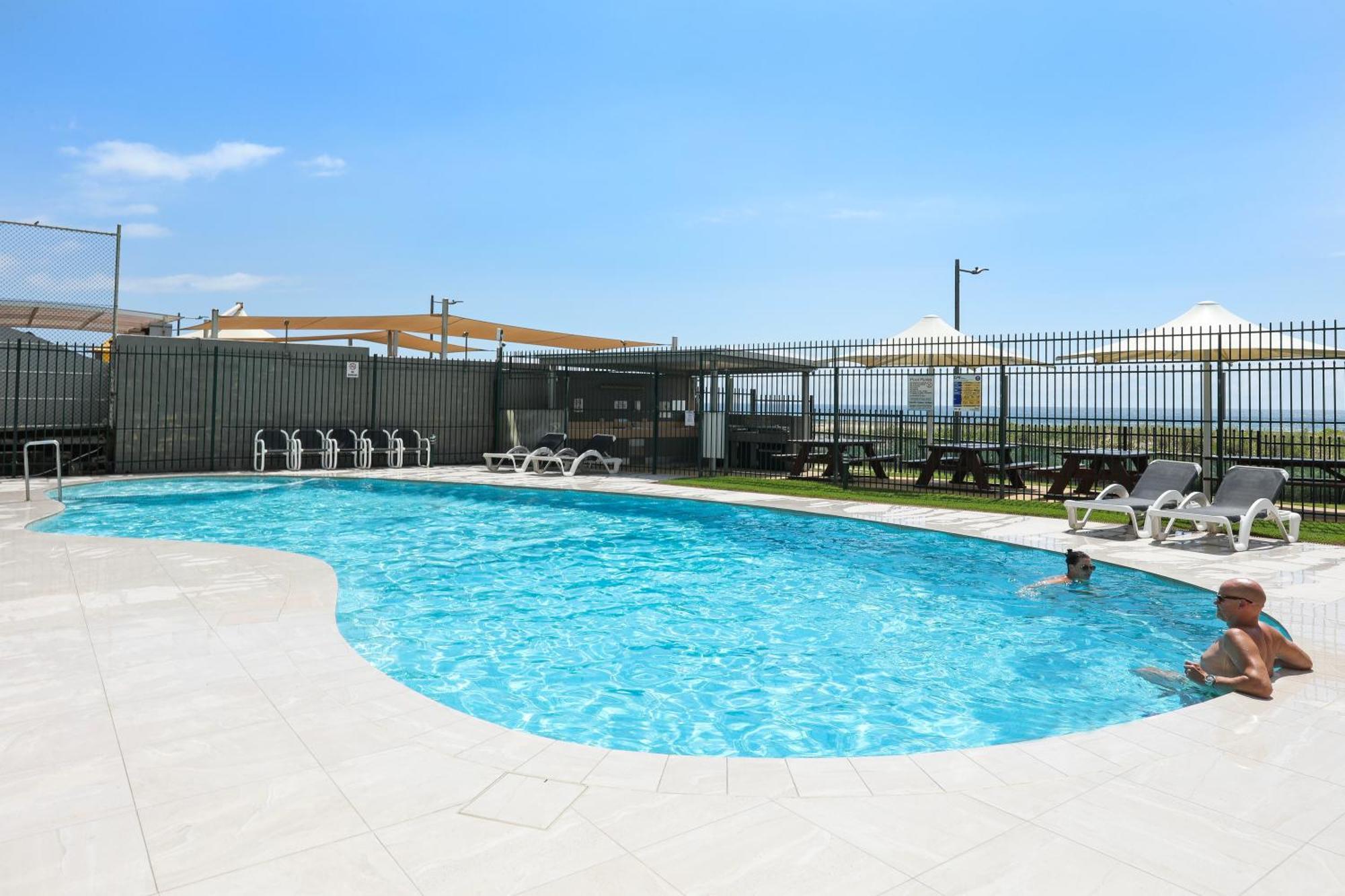 The Breakers Aparthotel Гоулд Коуст Екстериор снимка